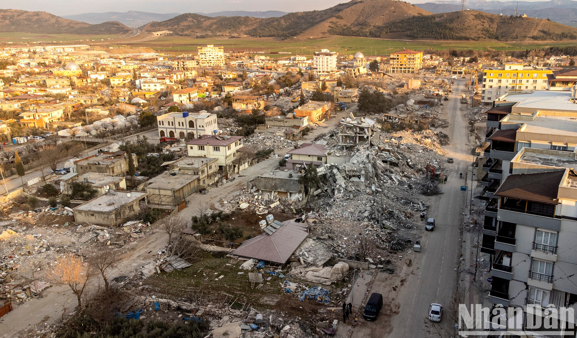 两个多星期后，努尔达吉镇的清洁工作基本完成。但是，那惨绝人寰的灾难痕迹依旧清晰可见。