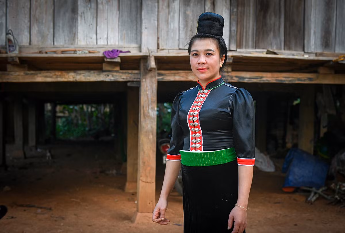 拉哈妇女的传统服装。（图片来源：成达 摄）