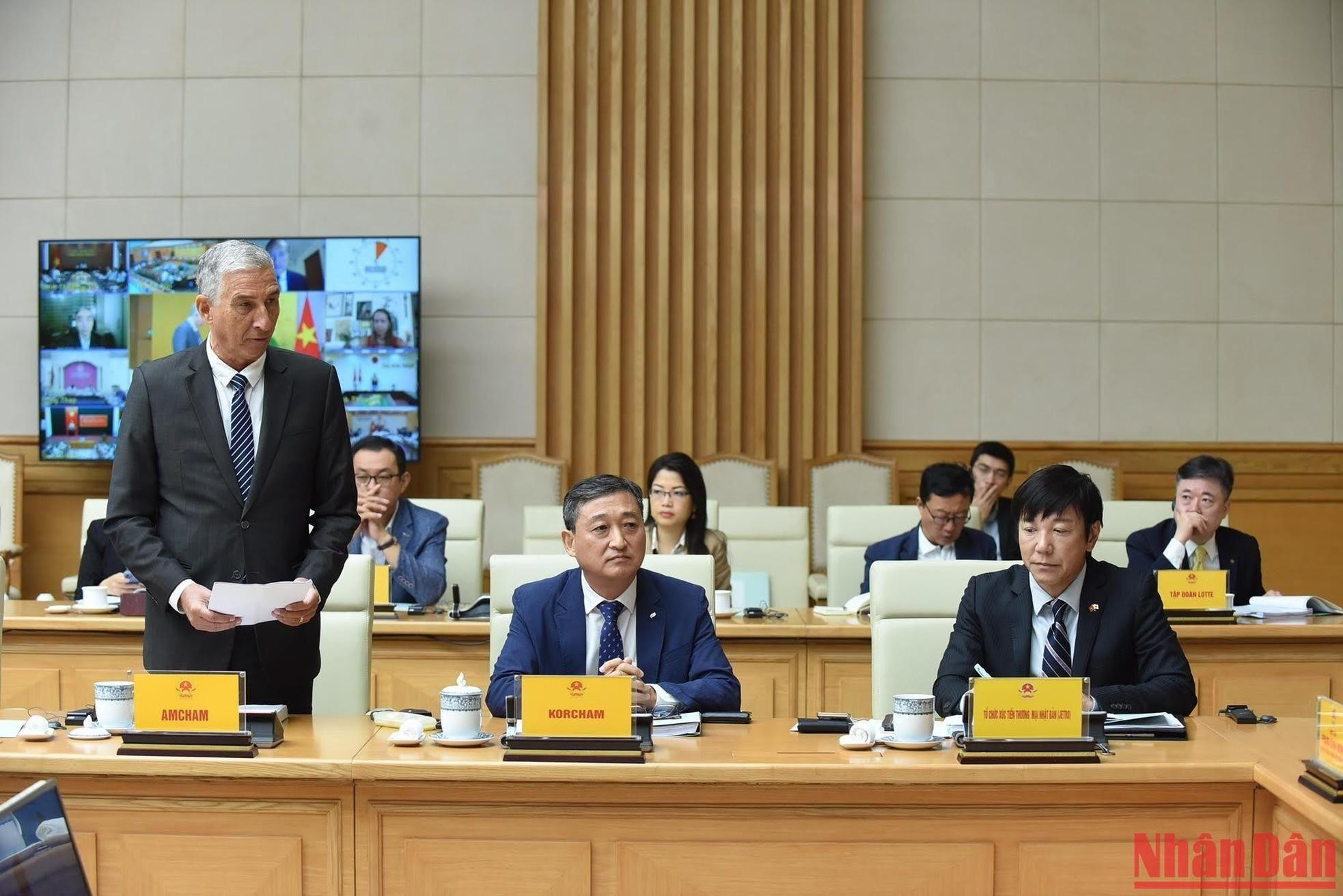 越南美国商会（AMCHAM）代表发言。