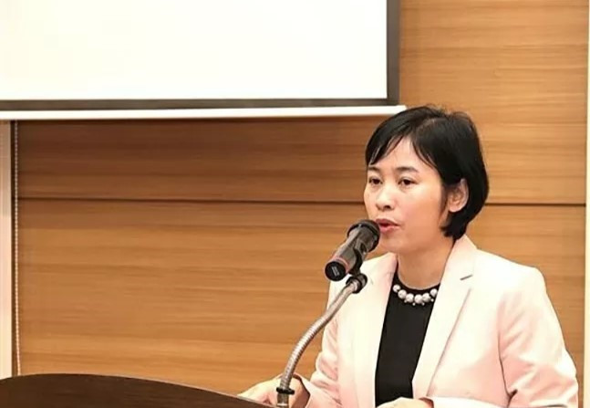 越南驻韩国使馆公使衔参赞阮氏太平在开幕式致辞。(图片来源:越南驻韩国大使馆) 189thaibinh.jpg