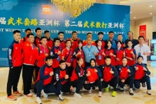 参加2025年亚洲杯的越南武术队。（图片来源：tuoitrethudo.vn）
