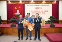 顺化市委副书记阮克全同志以100%赞成票（43票）当选顺化市人民委员会主席，任期2021—2026年。