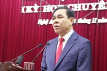 武仲海同志全票当选为义安省人民委员会主席。