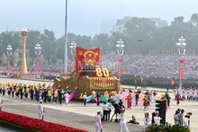 九·二国庆80周年庆典的欢腾气氛【视频】