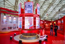 "人民报—越南党、国家和人民的声音“展会【组图】