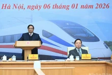 范明正总理主持会议。