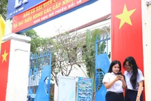 在2026-2031年任期国会代表和各级人民议会代表选举日的氛围中，河静省各学校的宣传工作广泛开展。（图片来源：越通社）