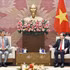 越南国会主席陈青敏会见印度新任驻越大使。