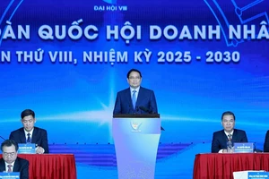 越南政府总理范明正出席并发表讲话。（图片来源：越通社）