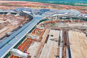 预计在2026年初，隆城国际机场超级项目一期工程投入运营。（图片来源：越通社）