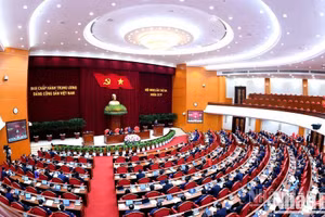 越南共产党第十四届中央委员会第三次全体会议开幕式。（登科 摄）