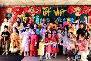 “2026年越南春节活动”首次在法国东南部尼斯市举办，为当地越南侨胞和国际友人留下深刻印象。