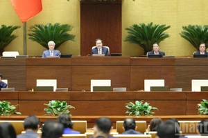 第十五届国会第十次会议：着力提高人民生活质量。（维灵 摄）