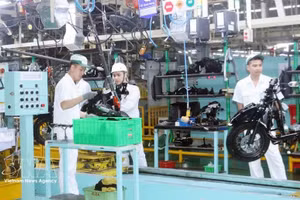 附图。