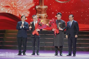 《人民报》摄总编辑黎国明接受第31届金梅奖。