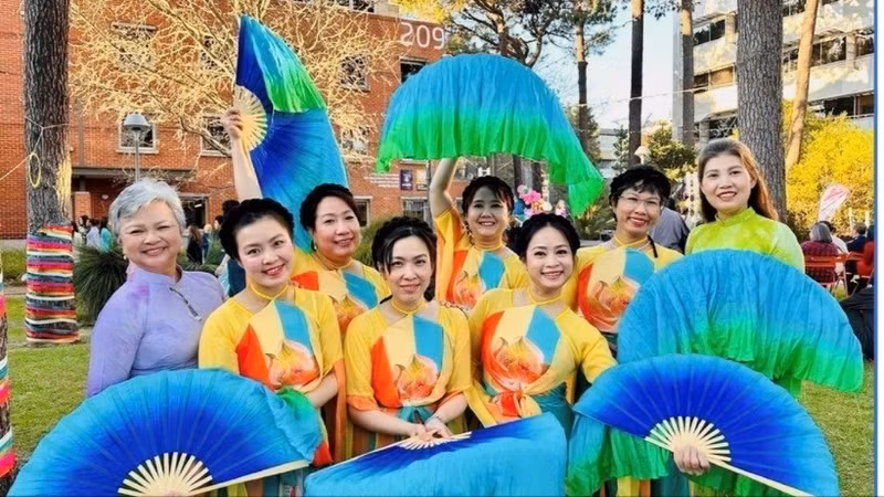 旅居澳大利亚越南人社群的活动之一。（图片来源：越通社）