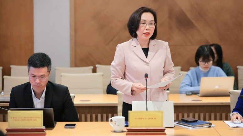 越南科学与技术部国际合作司副司长黎氏越林在12月31日下午举行的例行新闻发布会上介绍了有关第六届东盟数字部长会议的相关信息。（图片来源：VGP）