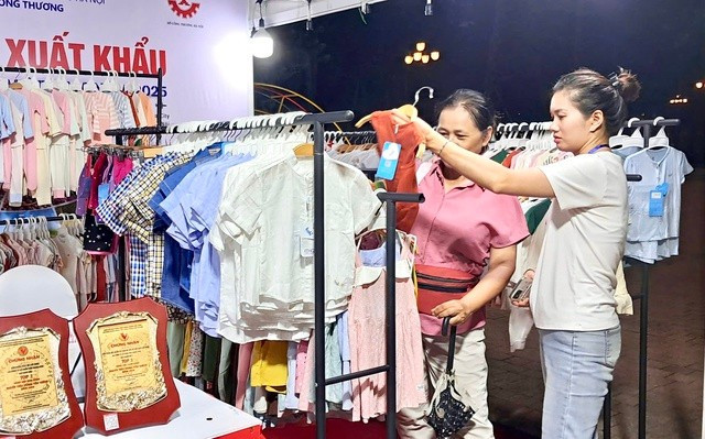 附图：越南企业在多个出口领域连续创下新纪录，展现出强劲的增长势头。（图片来源：VGP）