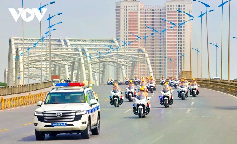 附图：河内交警公布交通分流方案 确保庆祝国庆80周年阅兵、游行等相关活动顺利进行。