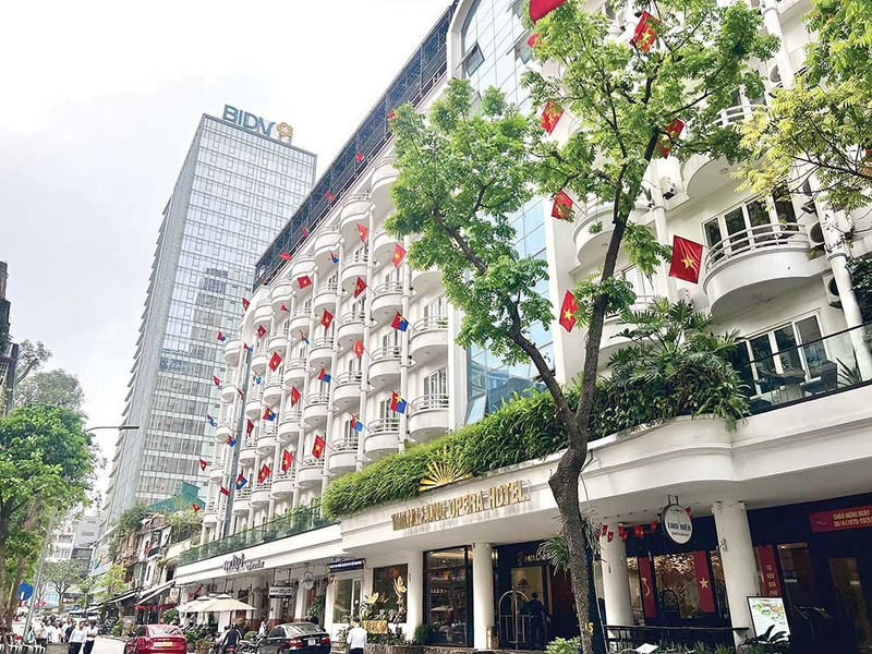 河内旅游市场热闹非凡。
