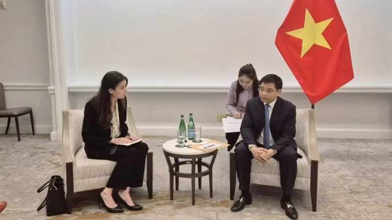 越南财政部将因特尔视为长期战略合作伙伴。（图片来源：财政部）