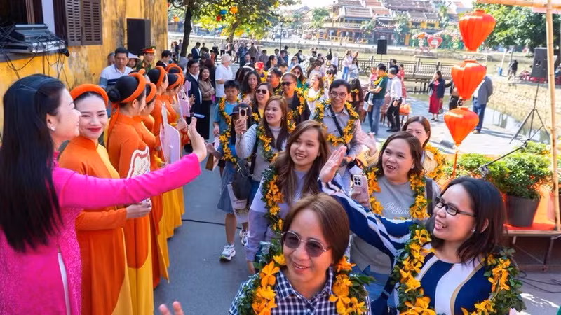 越南成为菲律宾游客颇具吸引力的旅游目的地。