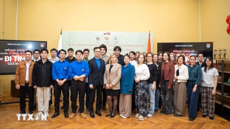 在俄越南青年继承光荣传统 稳步迈向未来。（图片来源：越通社）