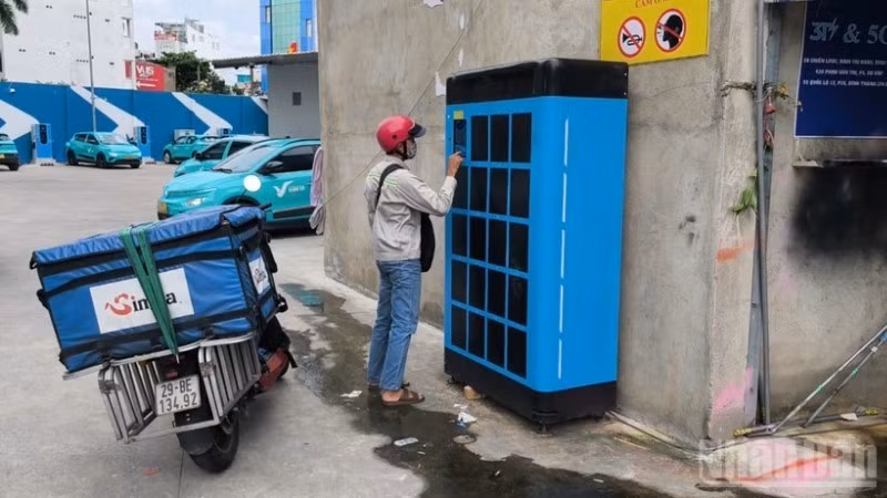 胡志明市力争4月20日前完成安装3000个电动摩托车换电柜。（图片来源：越通社）