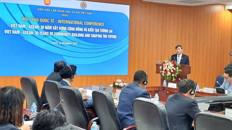 研讨会肠镜。（图片来源：越通社）