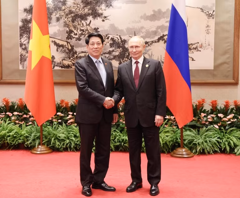 越南国家主席梁强会见俄罗斯总统普京。（图片来源：越通社）