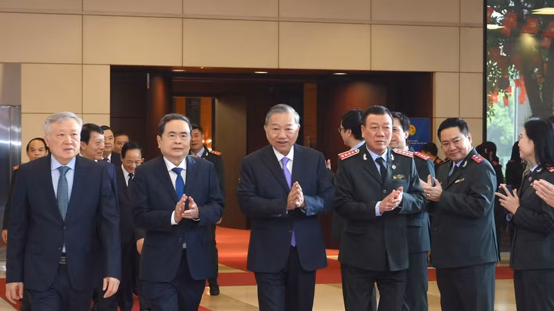 越共中央总书记苏林等领导出席庆典