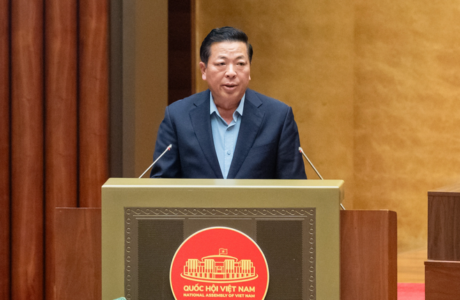 建设部部长陈鸿明在会上发表讲话。（图片来源：VGP）