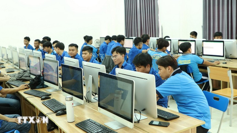 附图。