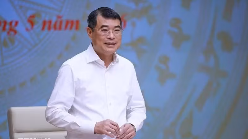 政府总理黎明兴在会上发表讲话。（图片来源：越通社）