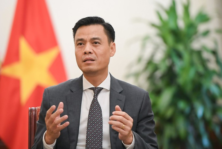 越南外交部副部长邓黄江。