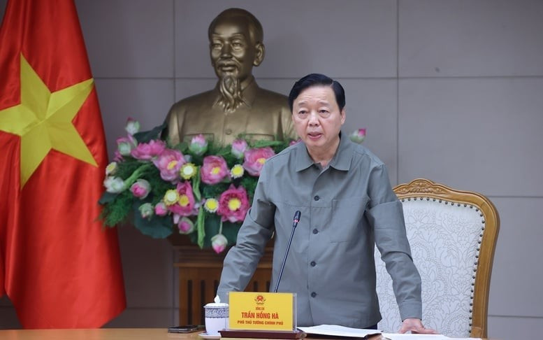 政府副总理陈红河要求将保障人民生命安全视为首要任务。（图片来源：VGP）