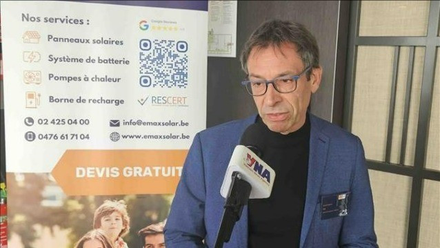 布鲁塞尔自由大学教授格尔特·安赫农接受越通社驻布鲁塞尔记者采访。