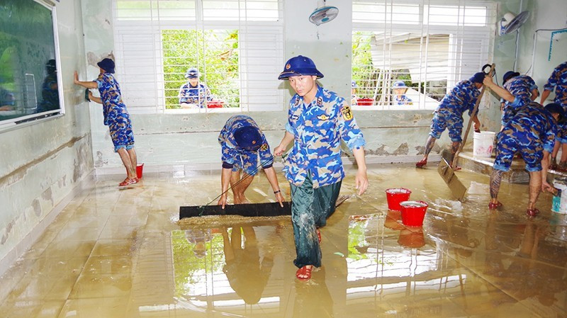 洪涝灾害后重建工作。（海论 摄）