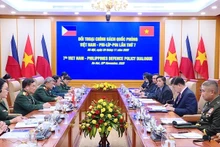 第七次越菲国防政策对话会在河内召开。