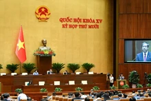 越南第十五届国会第十次会议场景。（图片来源：越通社）