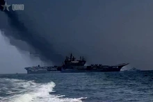 2026年米兰多边海军联合演习闭幕式在东道主印度海军“维克兰特”号航空母舰（INS Vikrant）上举行。（图片来源：人民军报）