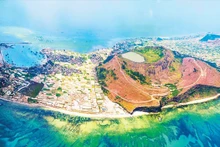 李山岛——广义省海洋与岛屿旅游的核心区。