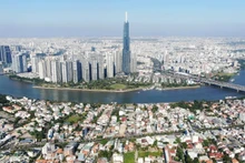 位于胡志明市中心的现代化城市片区。（世英 摄）