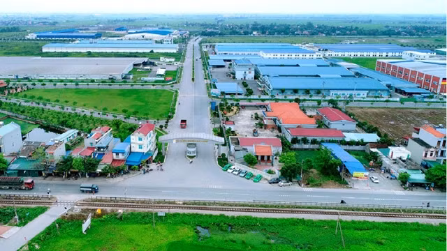 南定省宝明工业区。