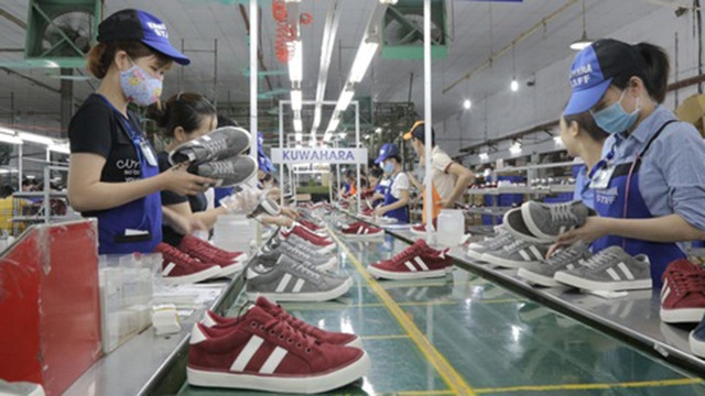 附图：2019年越南皮革及鞋类产品出口额可突破220亿美元的大关。