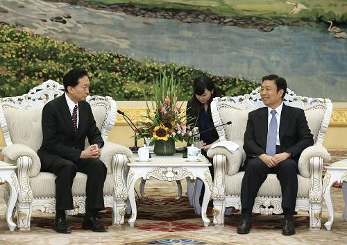  8月3日，中国国家副主席李源潮在北京会见日本前首相鸠山由纪夫。 (Photo: 图片来源：新华网)