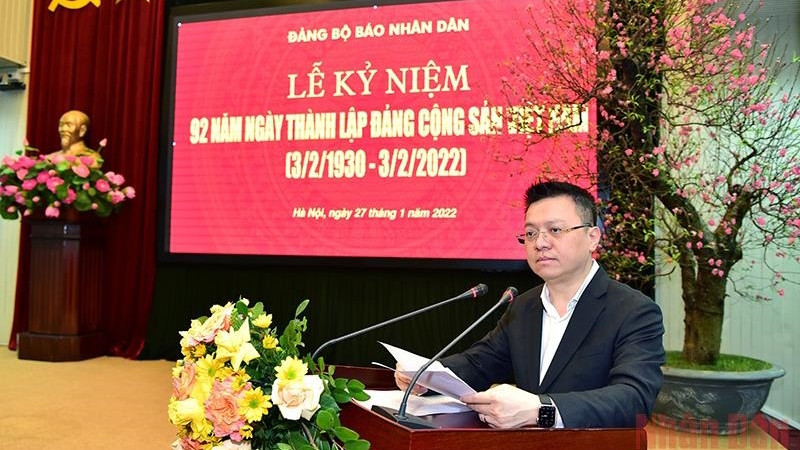 《人民报》社总编辑黎国明在仪式上发言。（成达 摄）