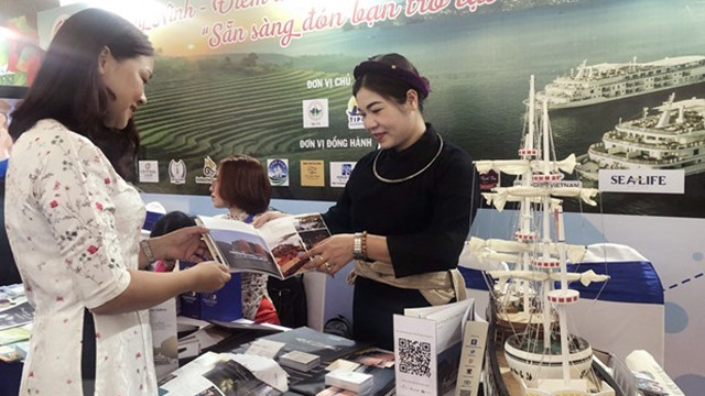 该活动吸引许多地方前来推广当地旅游产品。（图片来源：越通社）