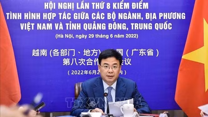 越南外交部副部长范光校在活动上发言。（图片来源：越通社）