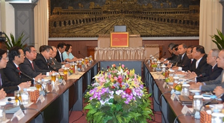 会谈全景。（图片来源：人民报网）
